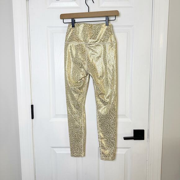 Carbon38 Size S Metallic Gold Leopard 7/8 Length Leggings Athleisure Workout - Picture 3 of 7